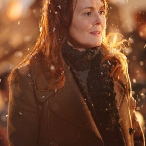 Laura Innes in un momento dell'episodio Protect Them From The Truth di The Event