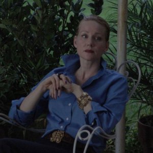 Laura Linney nel film The City of Your Final Destination
