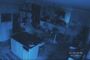 Paranormal Activity 2 - Clip 8