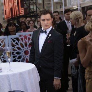 Chuck (Ed Westwick) in una sequenza dell'episodio Touch of Eva di Gossip Girl