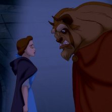 Belle e la Bestia in una tetra scena del film d'animazione La bella e la bestia del 1991