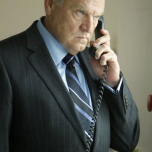 Bill Smitrovich nell'episodio A Matter of Life and Death di The Event