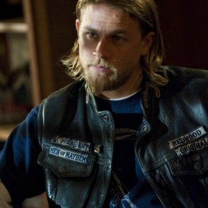 Charlie Hunnam nell'episodio The Push di Sons of Anarchy