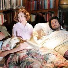 Jemaine Clement e Bret McKenzie con Kristen Schaal in una scena di Flight of the Concords