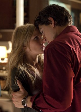 Brandon Routh nei panni di Dylan Dog accanto ad Anita Briem