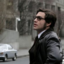 Edgar Ramirez nel film Carlos di Olivier Assayas.