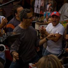 John Turturro sul set del suo flm Passione tra i vicoli di Napoli