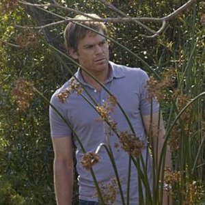 Michael C. Hall in una scena dell'episodio Hello Bandit della quinta stagione di Dexter.