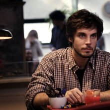 Lorenzo Balducci in una scena del film tv Le cose che restano