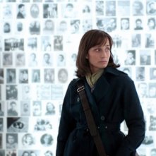 Kristin Scott Thomas in un'immagine significativa del film Elle s'appelait Sarah