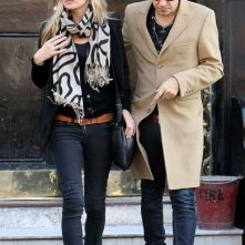 Kate Moss e Jamie Hince lasciano il Cow Bar a Notting Hill