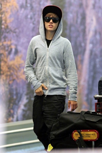 Justin Bieber Arriva All Aeroporto Di Vancouver 179247
