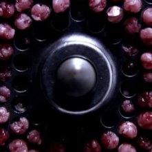 Un dettaglio dal film IN THE MARKET