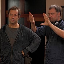 Fabio Volo sul set del film Figli delle stelle con il regista Lucio Pellegrini