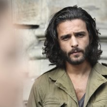 Maxim Nucci in una sequenza di Les petits mouchoirs