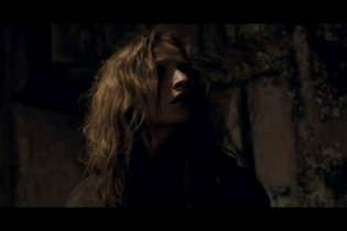 Le village des ombres - Trailer