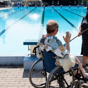 Manuela Di Giacinto con Antonio Topitti nel cortometraggio Salve Regina (foto di Gianluca Pisciaroli)