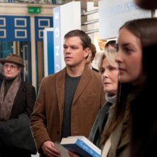 Matt Damon in una scena del film Hereafter