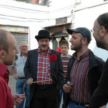 Nicola Pignataro (al centro) nel film Piripicchio, l'ultima mossa