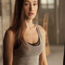 Maggie Q in una sequenza dell'episodio Resistance di Nikita