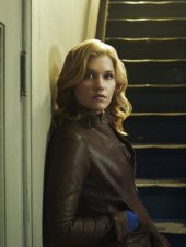 Haven: Emily Rose in una foto promozionale della serie