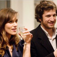 Keira Knightley in una sequenza del film Last night (2010)