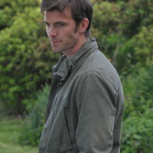 Lucas Bryant in una scena dell'episodio Butterfly della serie Haven