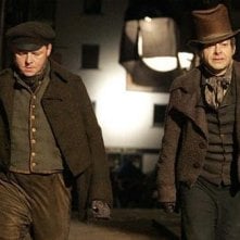 Andy Serkis e Simon Pegg in una delle prime immagini del film Burke and Hare