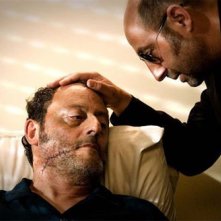 Jean Reno e Kad Merad in una scena del film L'immortale