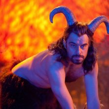 Jemaine Clement nella commedia A cena con un cretino