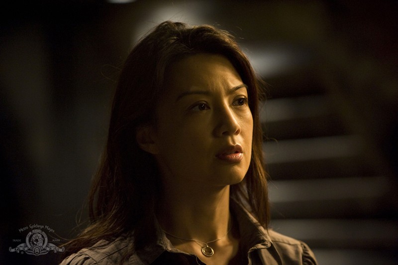 Camille Ming Na In Un Momento Nell Episodio Awakenings Di Stargate Universe 181197