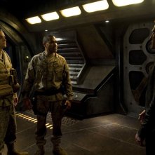 Greer (Jamil Walker Smith) e Simeon (Robert Knepper) nell'episodio Pathogen di Stargate Universe