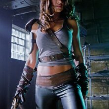 Harriet (Lindsay Hartley) in una scena dell'episodio Abandoned di Smallville