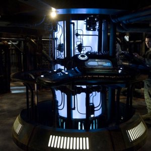 Il Col. Telford (Lou Diamond Phillips) in una scena dell'episodio Awakenings di Stargate Universe