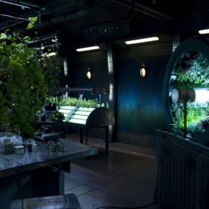 Il laboratorio di coltura idroponica nell'episodio Awakenings di Stargate Universe