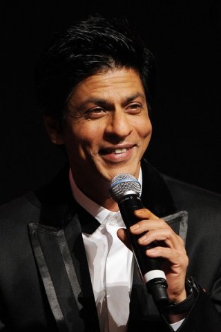 Un sorridente Shahrukh Khan presenta a Roma Il mio nome è Khan