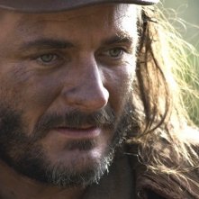 Àlex Brendemühl in una scena di Entre lobos