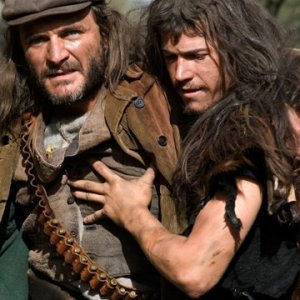 Juan José Ballesta con Àlex Brendemühl nel film Entre lobos