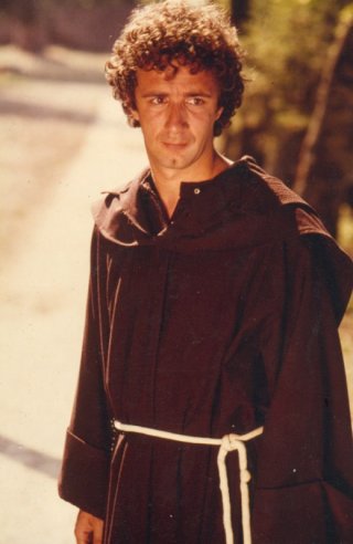 Francesco Nuti vestito da frate