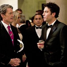 Josh Radnor con la guest star Kyle MacLachlan nell'episodio Natural History di How I Met Your Mother