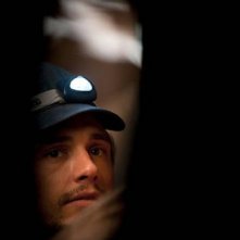 Un'immagine di James Franco dal film 127 Hours