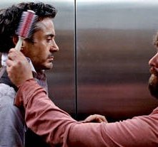 Zach Galifianakis e Robert Downey Jr in un'immagine della commedia Due Date