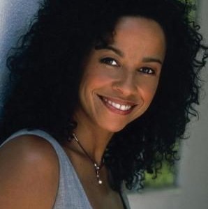 foto di Rae Dawn Chong