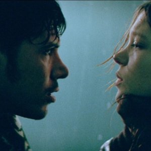 Johan Libéreau e Léa Seydoux in un'immagine del film Belle épine