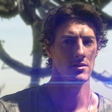 Eric Balfour, protagonista del film Skyline