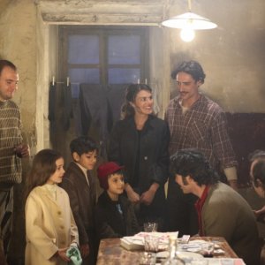 Una scena corale della fiction Mia madre