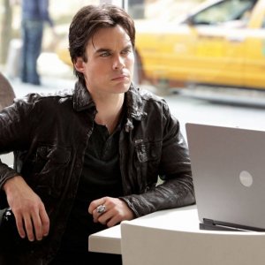 Damon (Ian Somerhalder) in una scena dell'episodio Katerina di Vampire Diaries