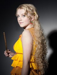 Evanna Lynch in uno scatto promo per il film I Doni della Morte - parte 1