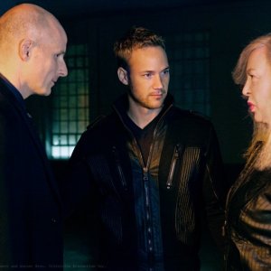 Gordon Godfrey (Michael Daingerfield), Desaad (Steve Byers) e Granny Goodness (Christine Willes) in Abandoned di Smallville