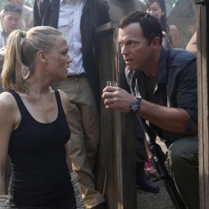 Yvonne Strahovski e Adam Baldwin in una scena dell'episodio Chuck Versus Phase Three